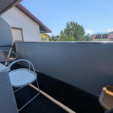 13 - Sonniges Balkon-studio In Seenaehe Inklusive 2 Baederkarten Apartman